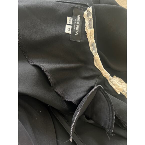 Black vintage dress with lace collar - Picture 7 of 7